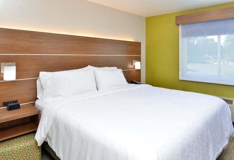 בית מלון כפרי Holiday Inn Express   Santa Rosa North, An Ihg