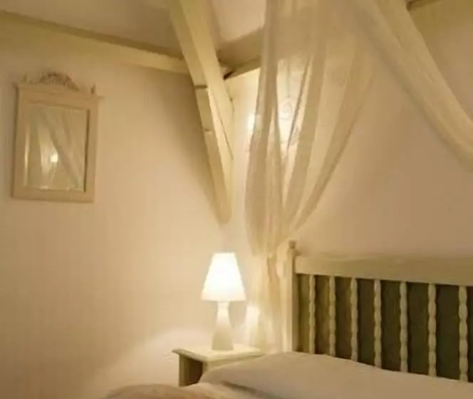 酒店 Hostellerie Du Passeur   Hôtel & Restaurant   Climatisation Et Piscine Chauffée