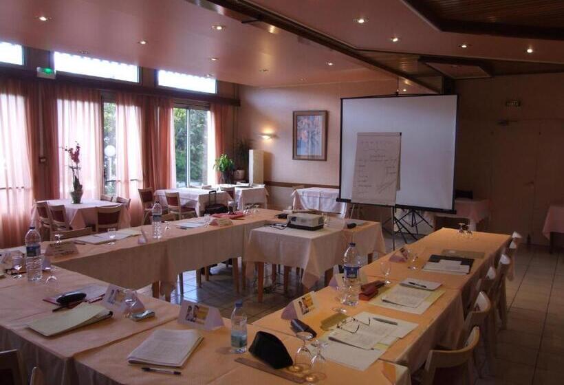 هتل Hôtel & Restaurant Azur