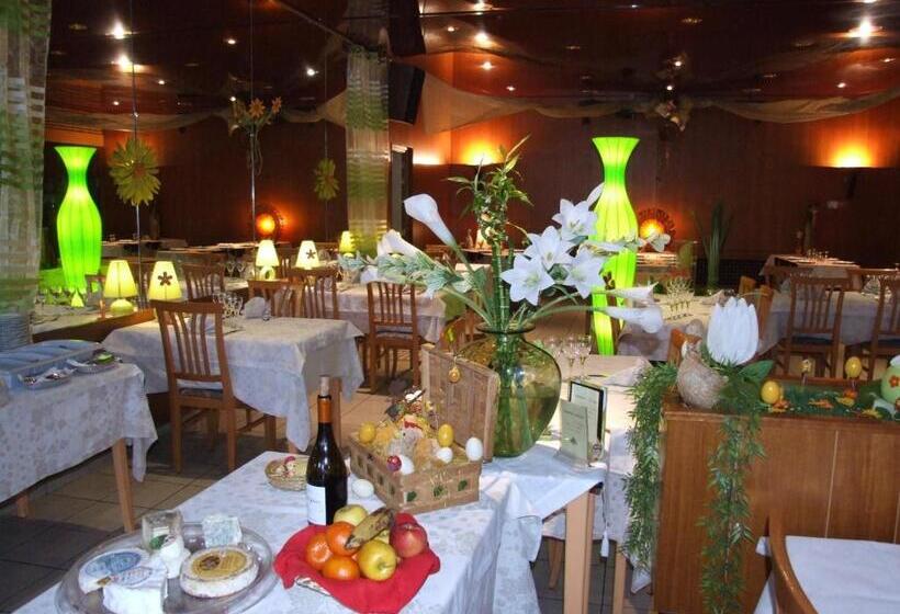 هتل Hôtel & Restaurant Azur