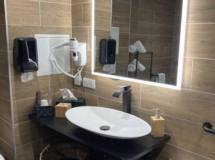 호텔 Hôtel Et Gîtes L Ecrin 88 Vosges