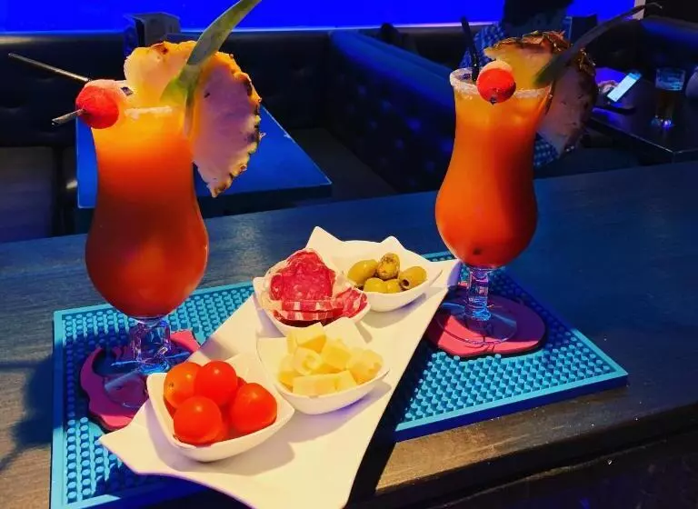 호텔 La Locomotive