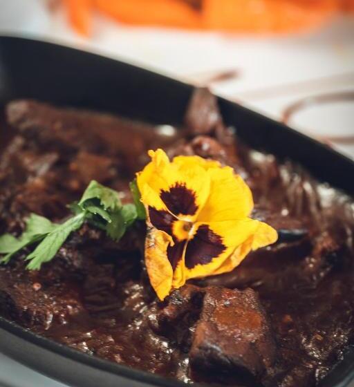 فندق Logis Hôtel Restaurant Vuillot