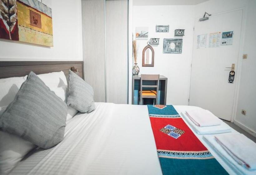 فندق Logis Hôtel Restaurant Vuillot