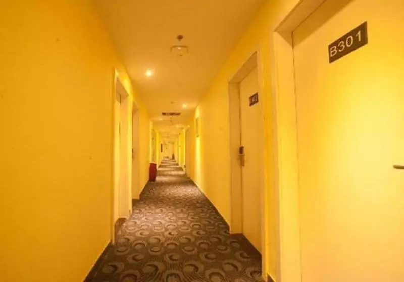 Hotelli 7 Days Inn Huizhou Danshui Haoyiduo Kaicheng Avenue Branch