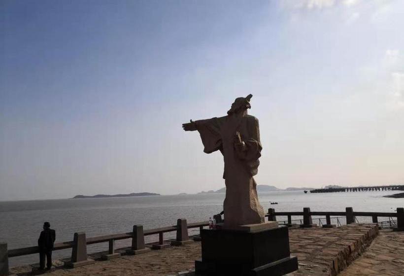 בית מלון כפרי 7 Days Premium Haiyan New Bridge South Road Branch