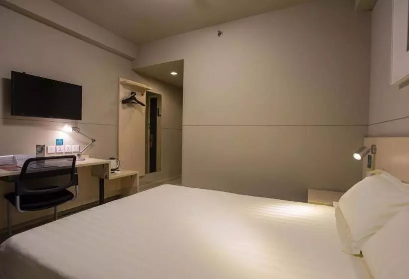 Hotelli Jinjiang Inn Mianyang Technical Building Flyover