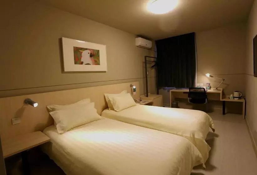 Hotelli Jinjiang Inn Mianyang Technical Building Flyover