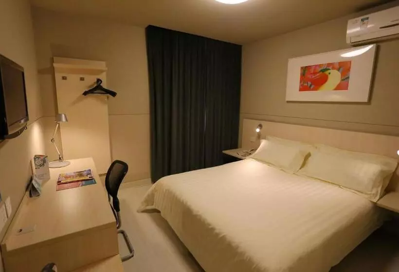 Hotelli Jinjiang Inn Mianyang Technical Building Flyover