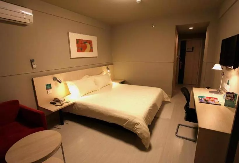 Hotelli Jinjiang Inn Mianyang Technical Building Flyover