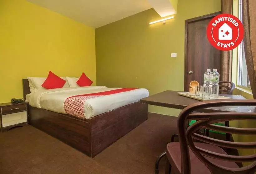 هتل Rosedell Inn By Oyo Rooms