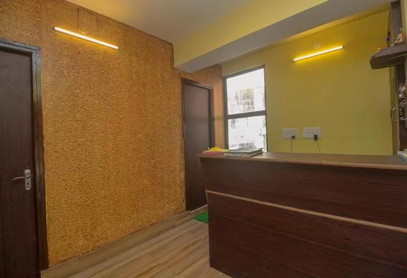 هتل Rosedell Inn By Oyo Rooms
