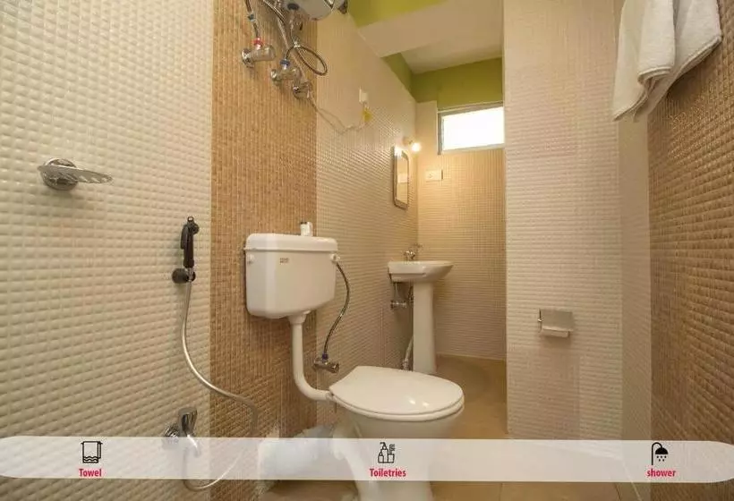 هتل Rosedell Inn By Oyo Rooms