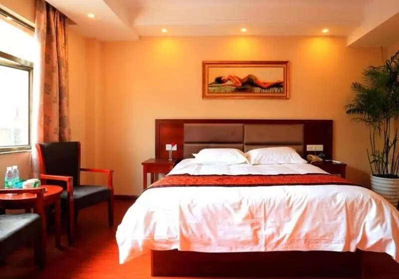 Hotelli Greentree Inn Jiangxi Jiujiang Railway Station Front Hongxiang Business