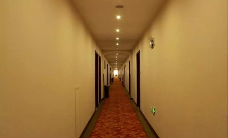 Hotelli Greentree Inn Zhenjiang Yangzhong Central Market Gangdong Bei Road