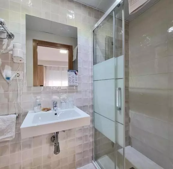 簡易ホテル Pensión Belmonte Ii