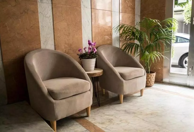 簡易ホテル Pensión Belmonte Ii