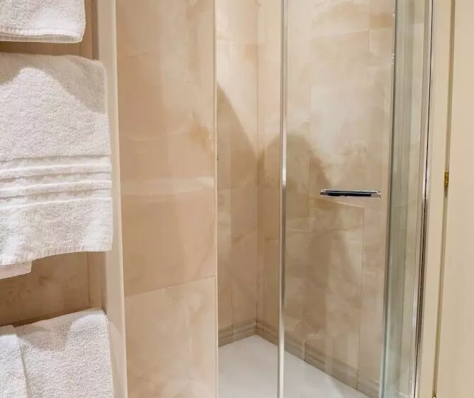 هتل Agli Alboretti