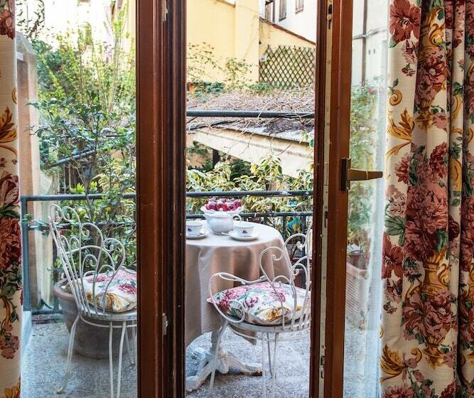 هتل Agli Alboretti