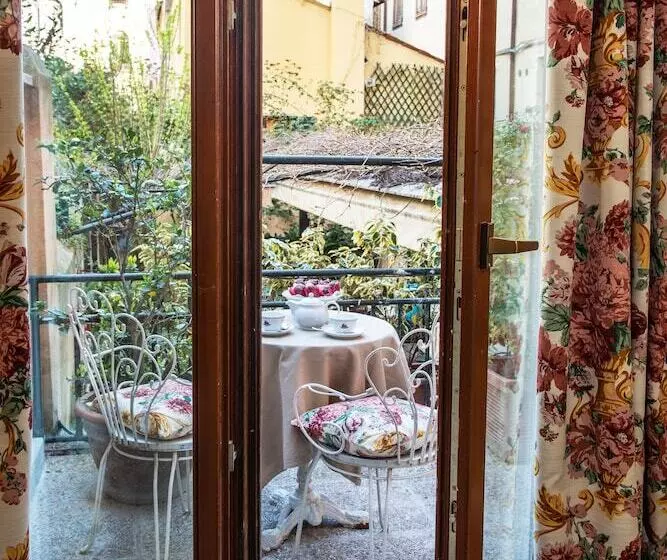 هتل Agli Alboretti