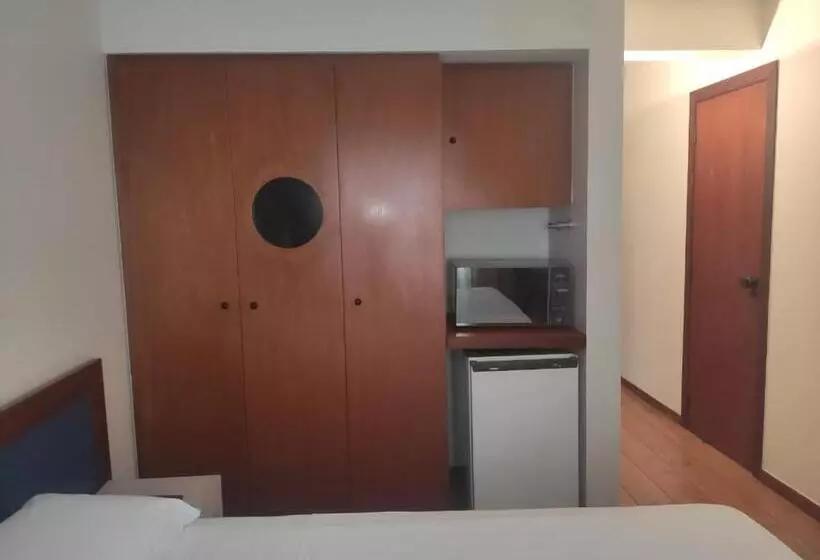 Metropolitan Hotel By Atlantica