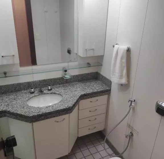 Metropolitan Hotel By Atlantica