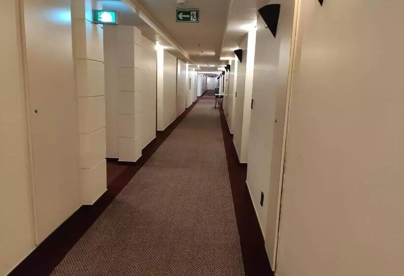 Metropolitan Hotel By Atlantica