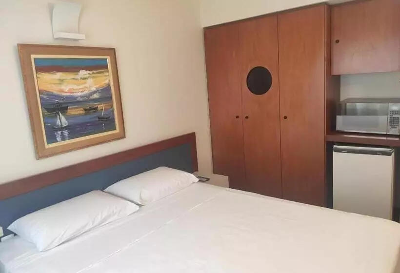 Metropolitan Hotel By Atlantica