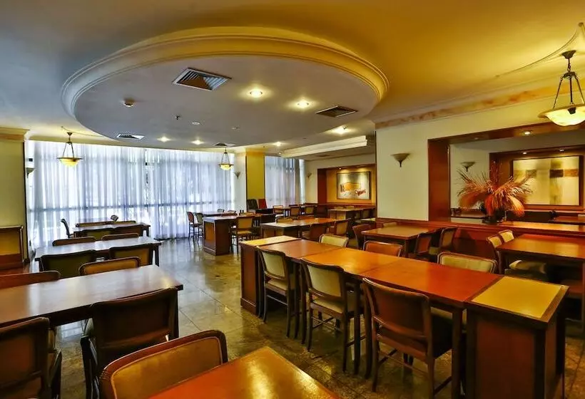 Metropolitan Hotel By Atlantica