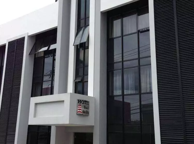 هتل Farol Da Ilha