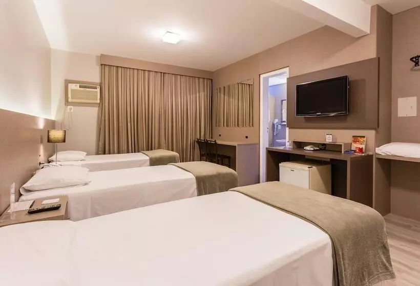 هتل Farol Da Ilha