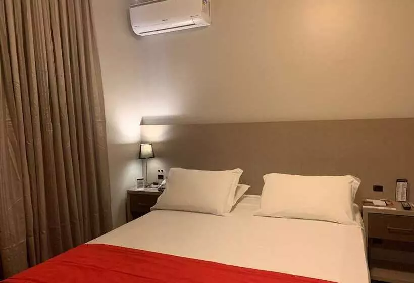 هتل Farol Da Ilha