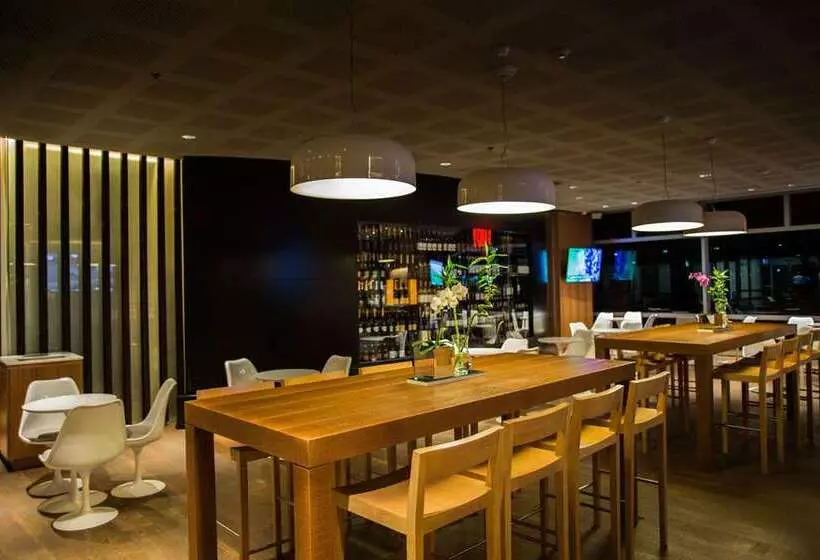 هتل Hilton Buenos Aires