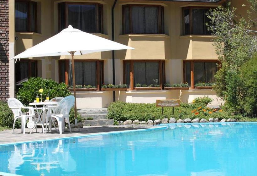 Otel Hosteria Las Lengas