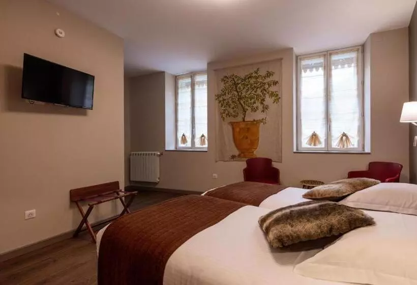 호텔 Logis Hôtel Restaurant De La Paix