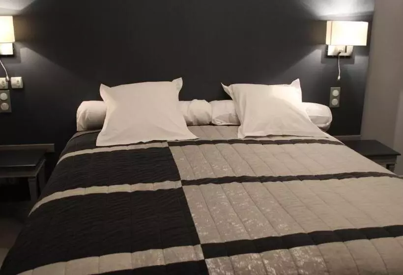 호텔 Logis Hôtel Restaurant De La Paix