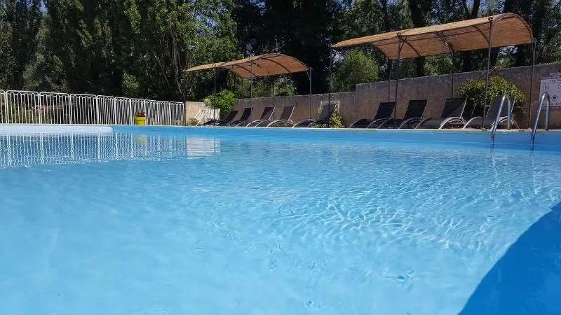 ホテル Logis Hôtels Le Saint Marc