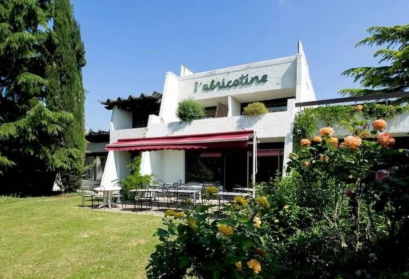 Отель Logis Hôtel L Abricotine