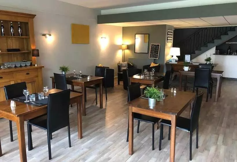 Отель Logis Hôtel L Abricotine