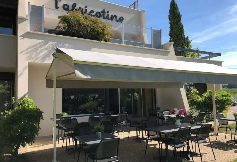 Отель Logis Hôtel L Abricotine