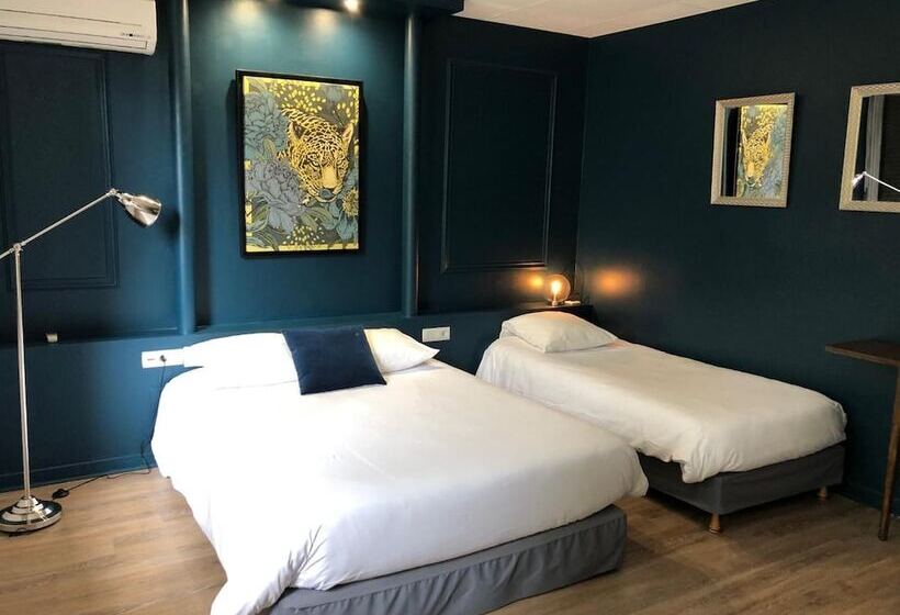 Hotelli Logis Hôtel L Abricotine