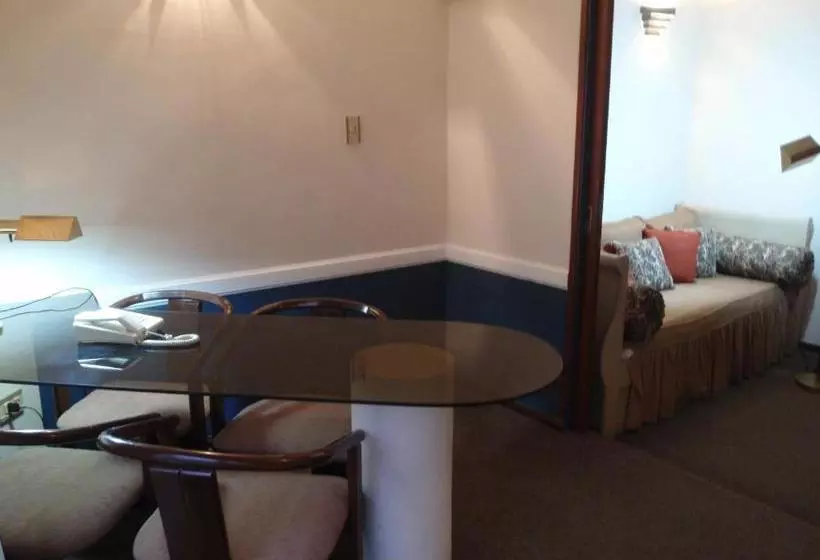 هتل Parana  Plaza Jardín