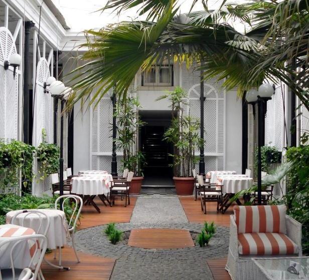 Hotel Parana Plaza Jardín