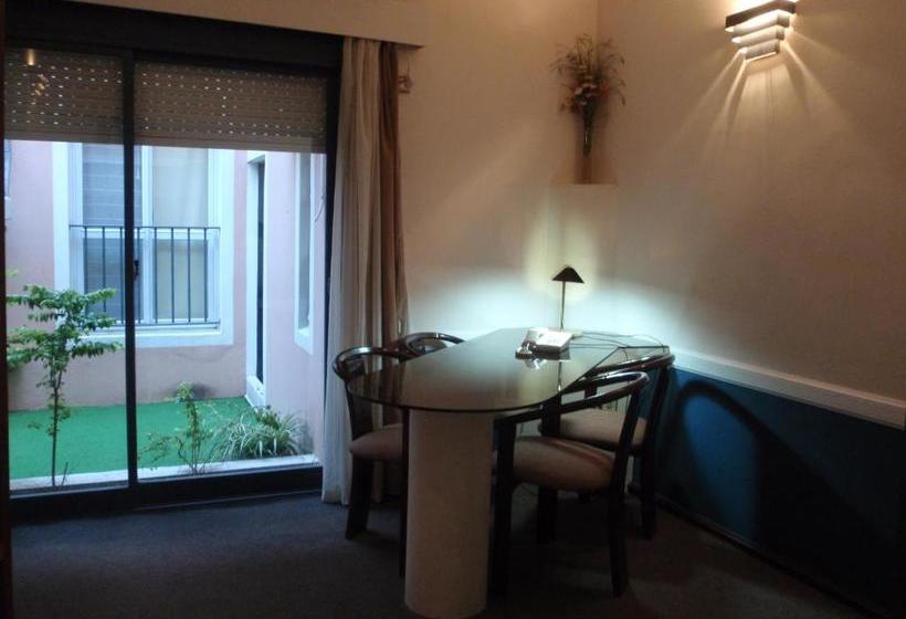 Hotel Parana Plaza Jardín