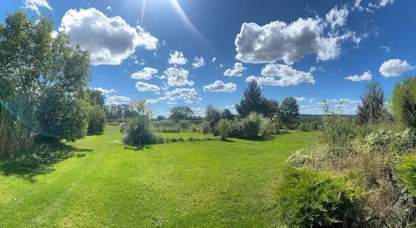 בית מלון כפרי Restaurant La Place