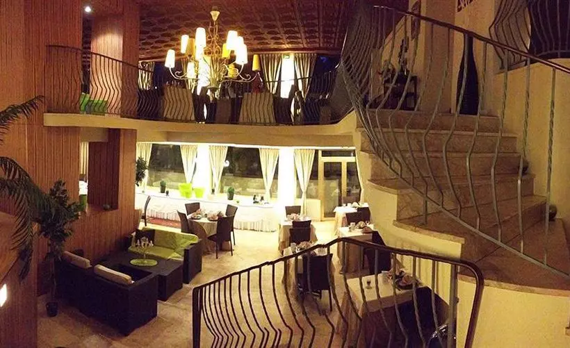 Inter Hotel Au Pavillon Bleu