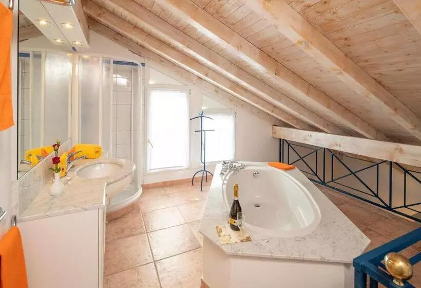 Hotelli Al Ponte Antico