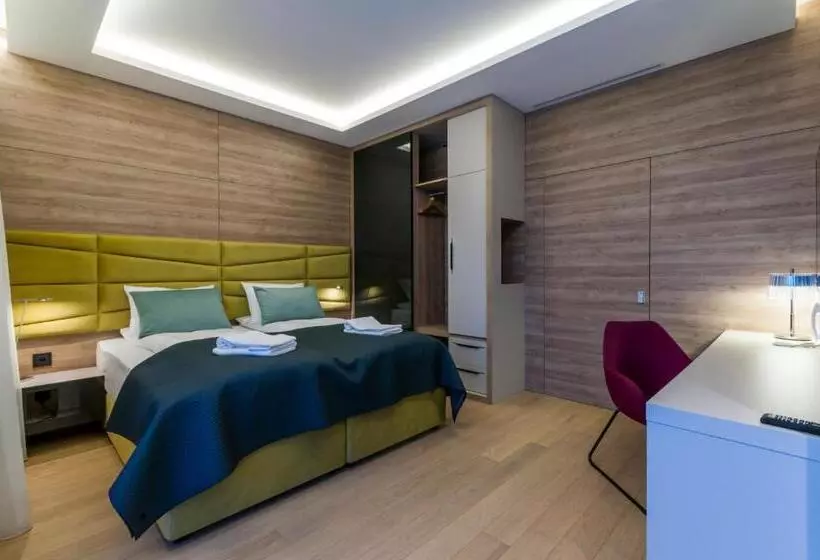 Hotelli Przystań Mechelinki  Marina Del Mar