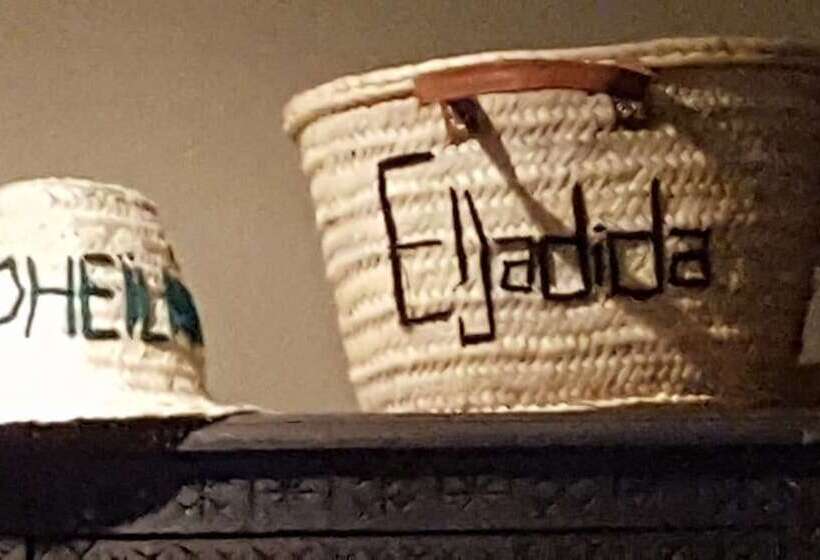 هتل روستایی Koheilan Oriental Lodge Farm