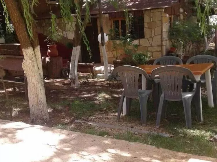 Majatalo Auberge La Forestiere